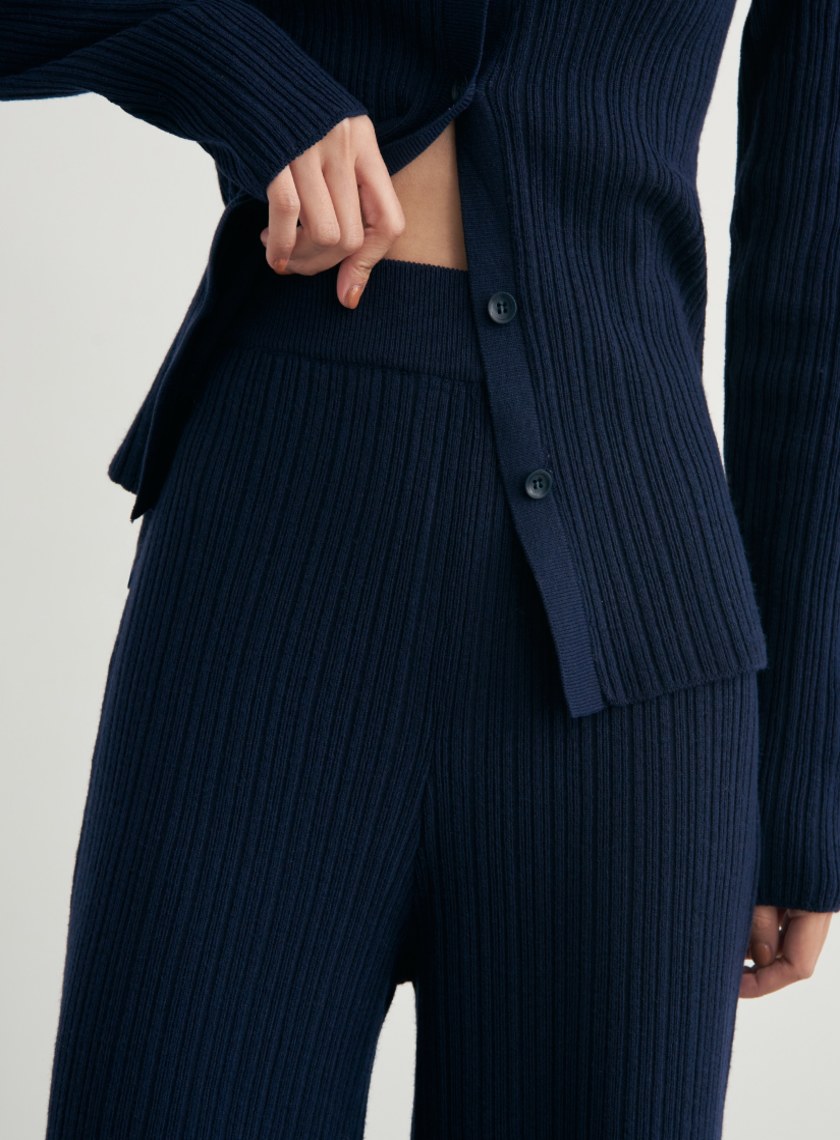 舒適坑條針織寬褲